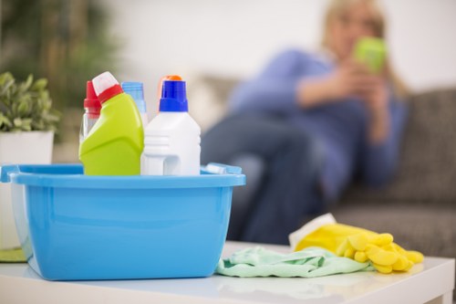 Local carpets cleaner in Brompton improving carpet appearance and hygiene